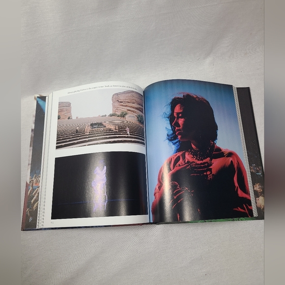 Billie Eilish hardcover book- New - Picture 7 of 8